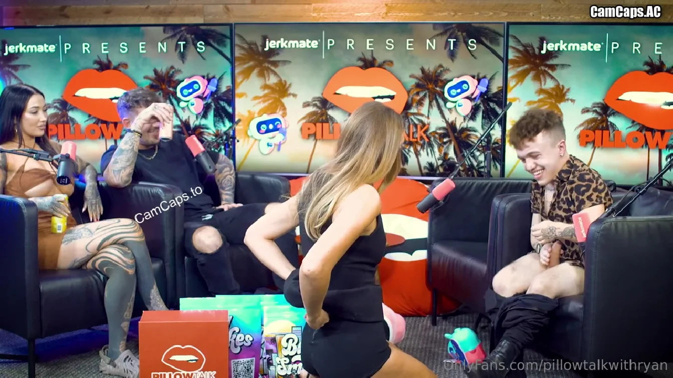 OnlyFans Lily Phillips Fuck Little Person On Pillow Talk Podcast XXX